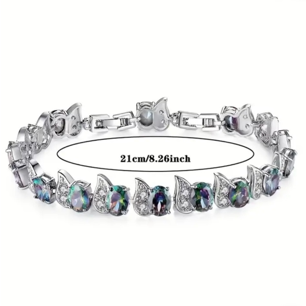 Trendy Zircon Clasp Bracelet. - Picture 2 of 2